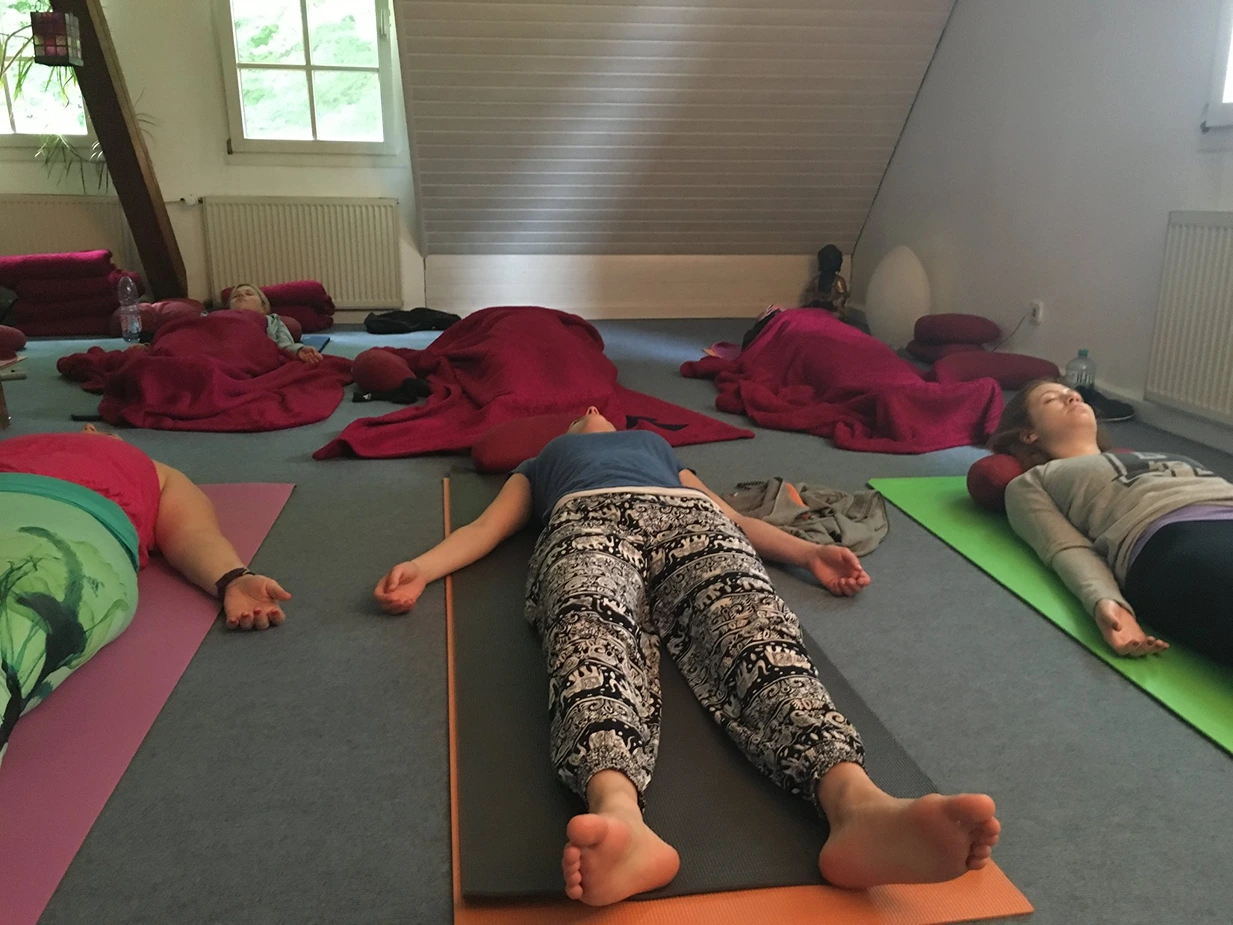 Jules Yoga