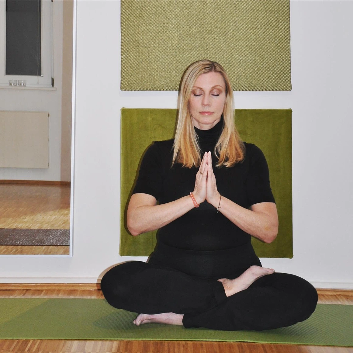 Nitya-yoga Schule Düsseldorf
