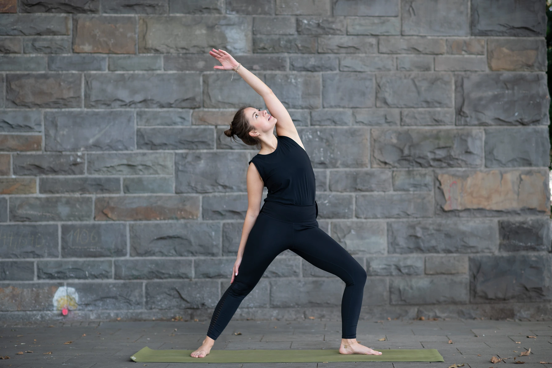 Yogamitlauramarie Düsseldorf
