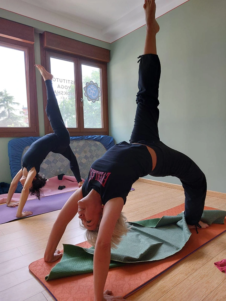 Istituto Yoga Moksha a.s.d.c. 