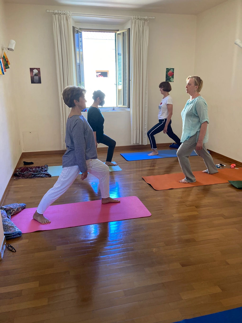 new yoga center - elizabeth pauncz Florence