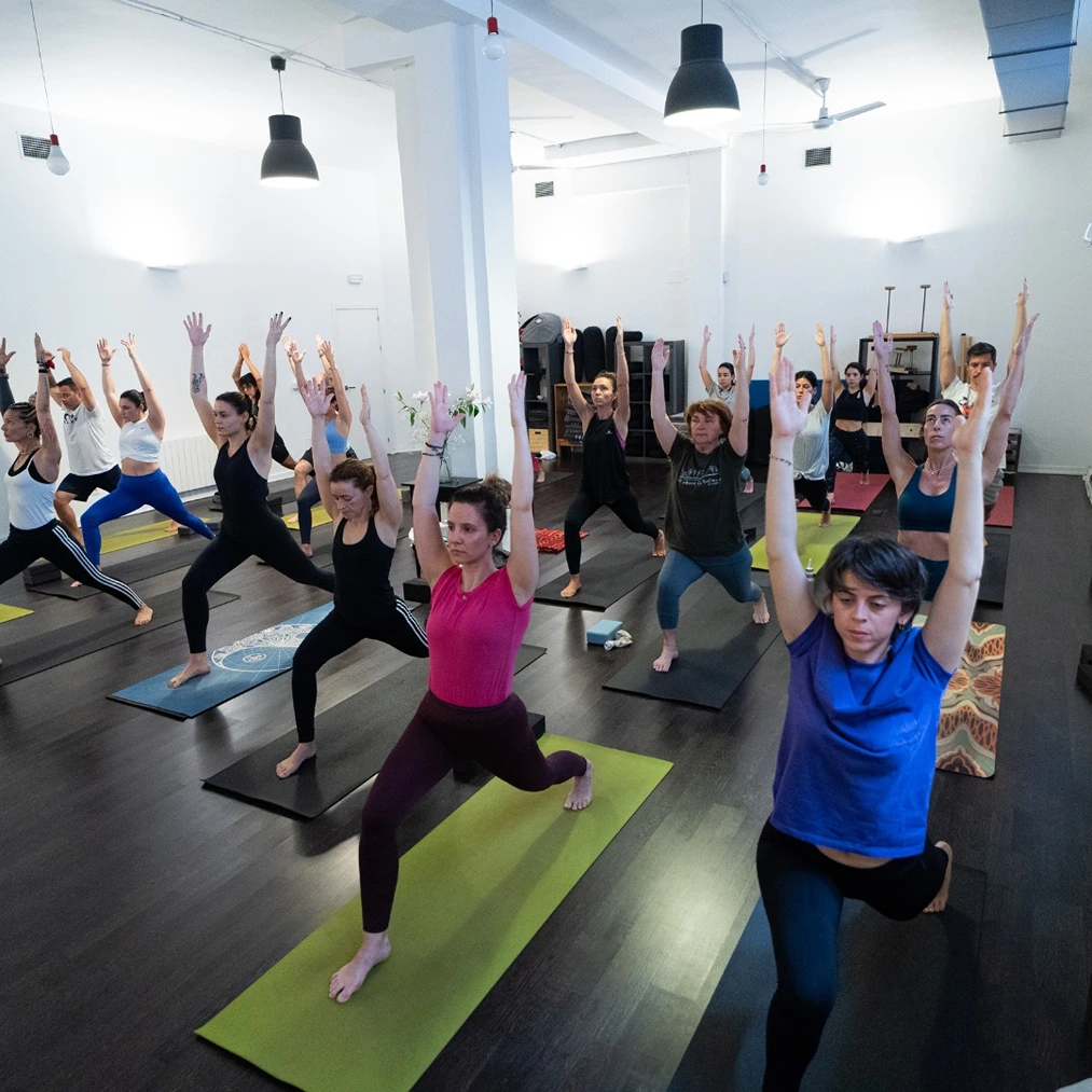 ESANA YOGA SL 