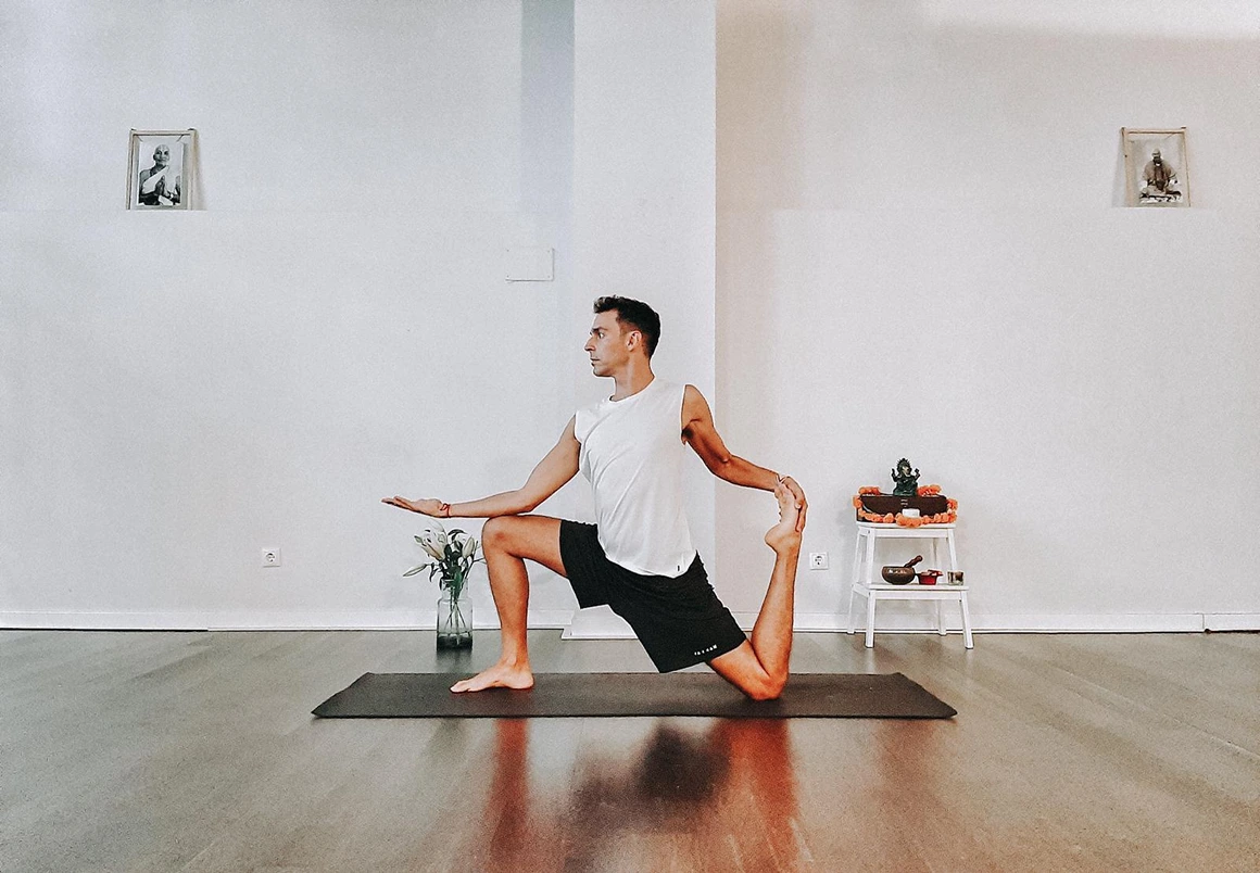 ESANA YOGA SL Sevilla
