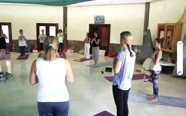 Respira yoga sevilla 