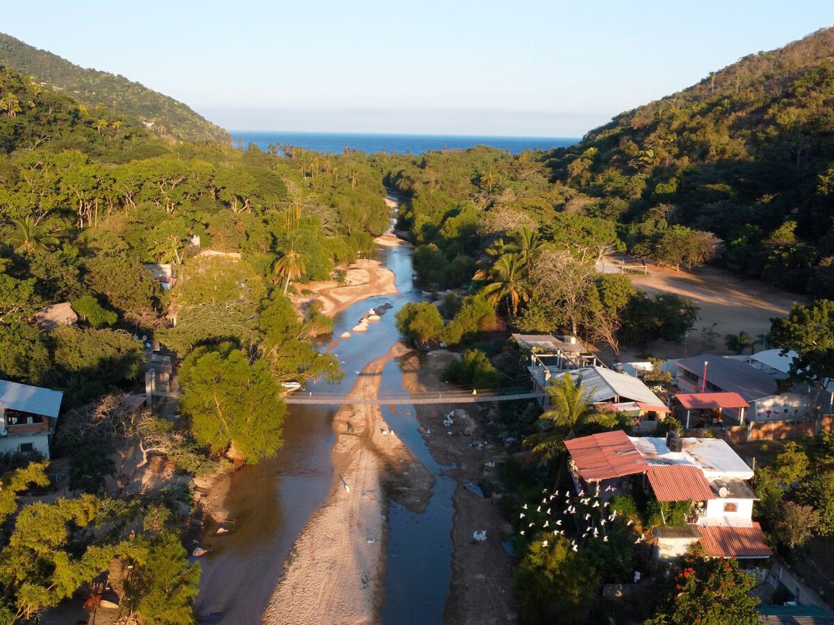  Mexico