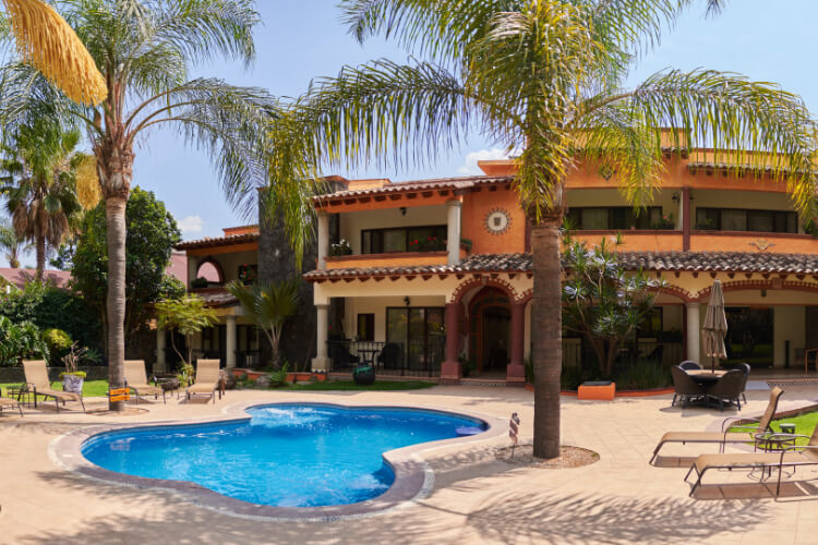 La Buena Vibra Wellness Retreat 