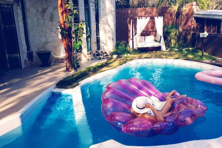  Mexico