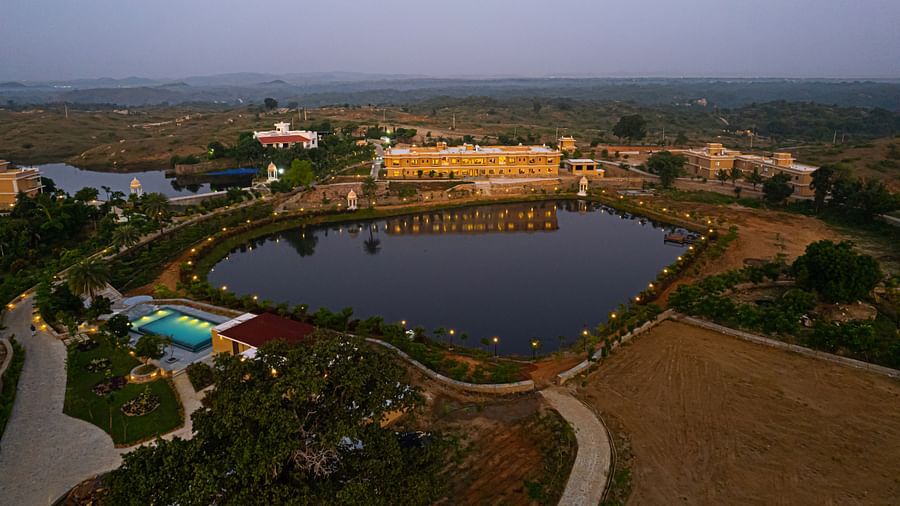  India