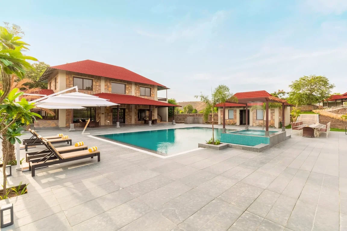 Sarasiruham Resort 