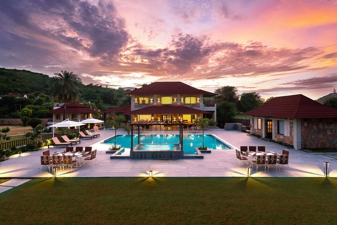 Sarasiruham Resort 