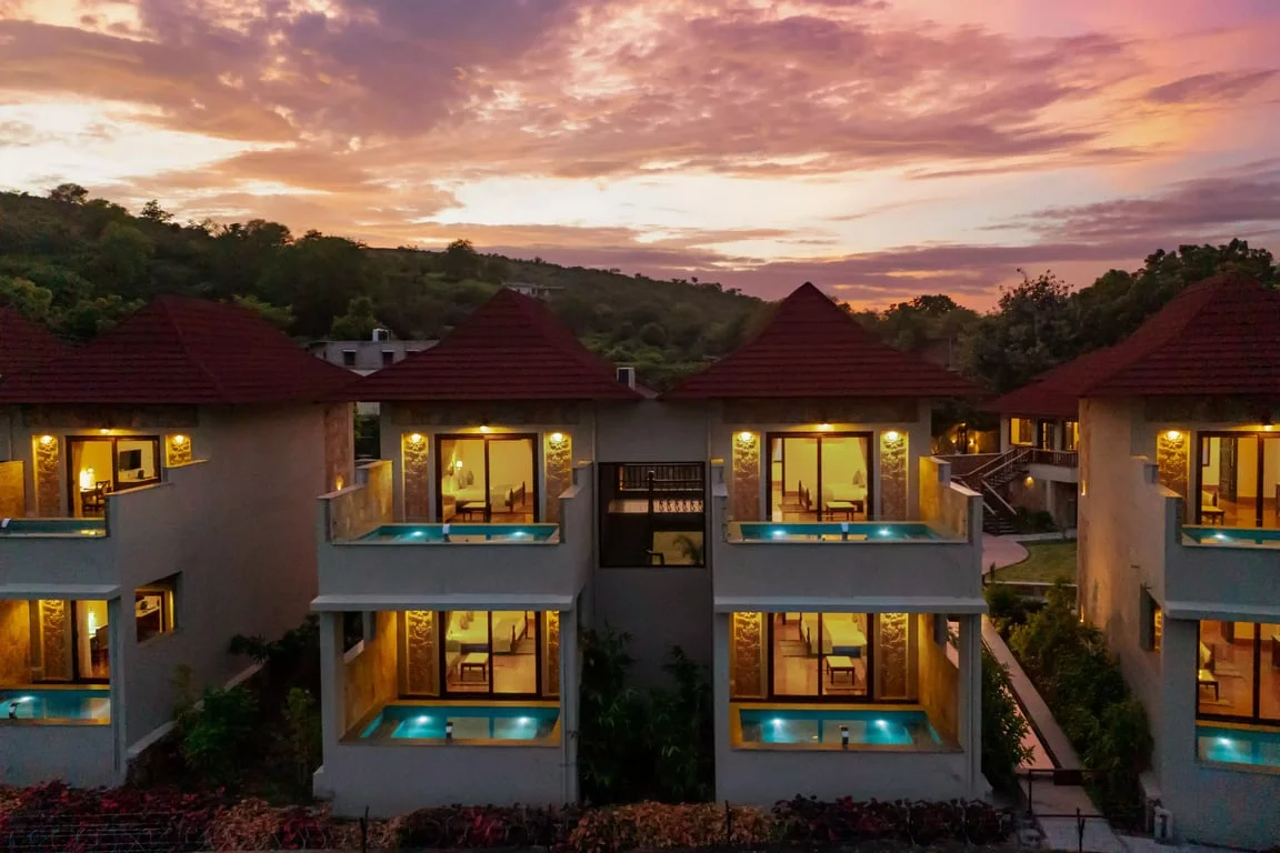 Sarasiruham Resort 