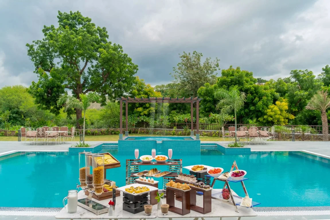 Sarasiruham Resort 