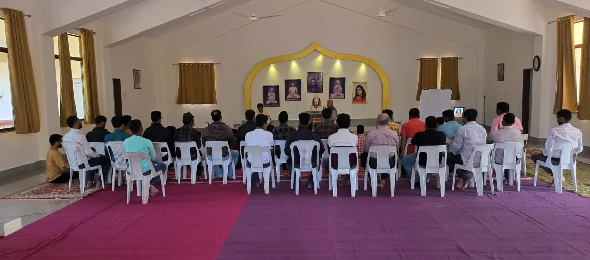 Ananda Meditation Retreat Pune 