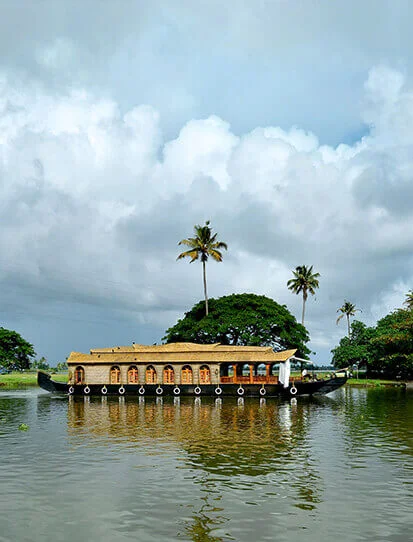 Gokulam Grand Hotel & Spa Kumarakom