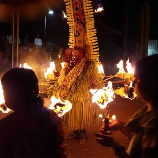  India