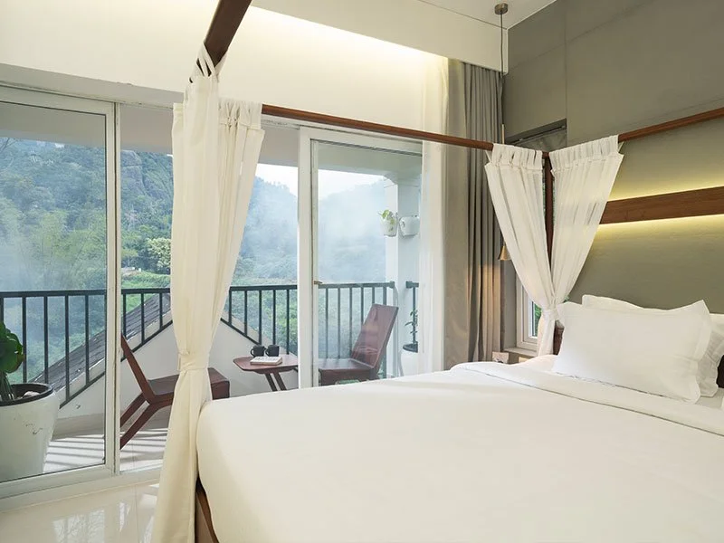 Eden Woods Resorts & Spa 