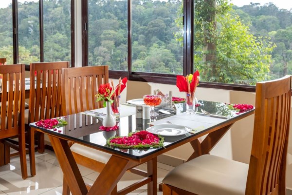 Le Serene Munnar Resort & Spa 