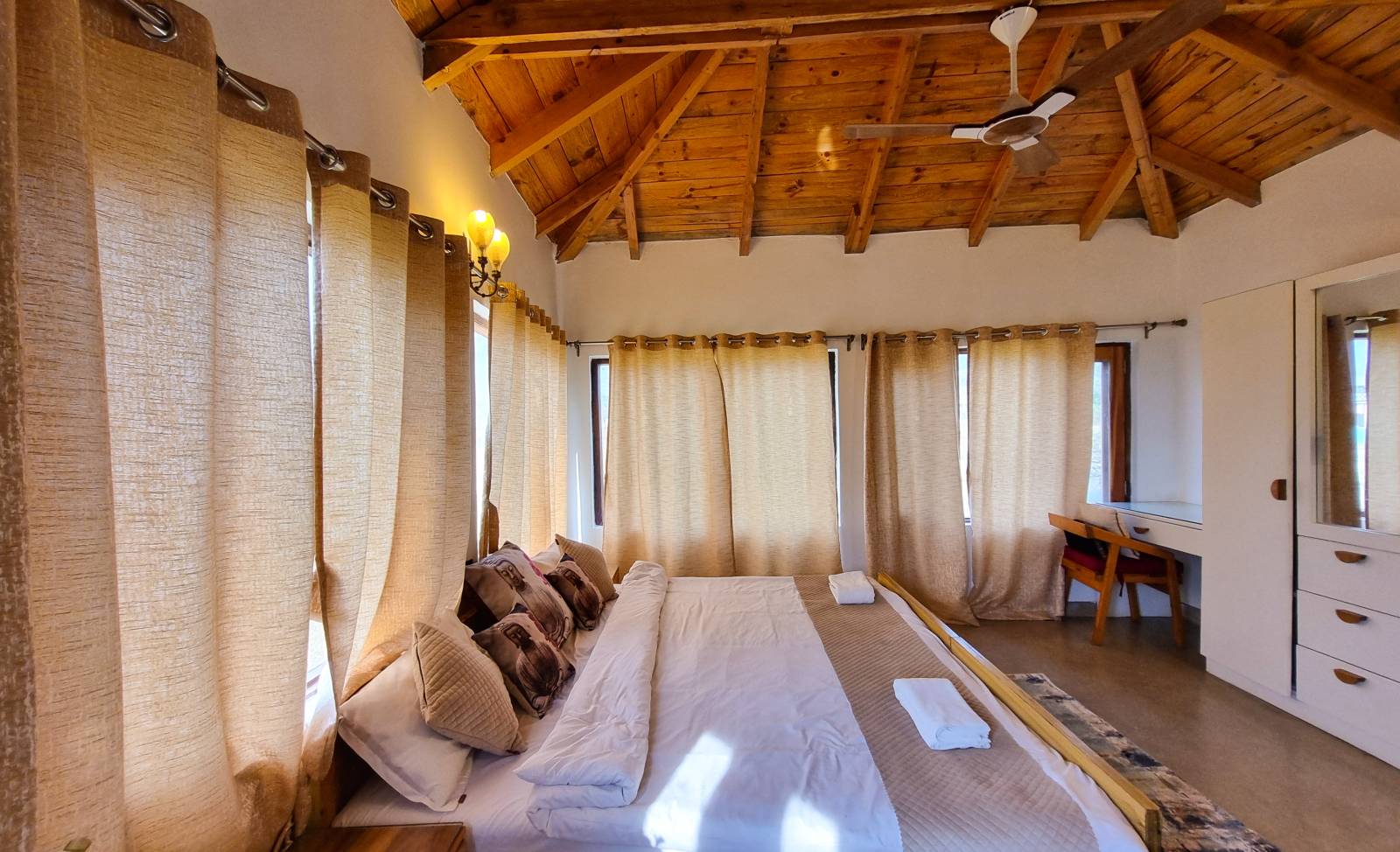 Osho Himalayas Wellness Resort 