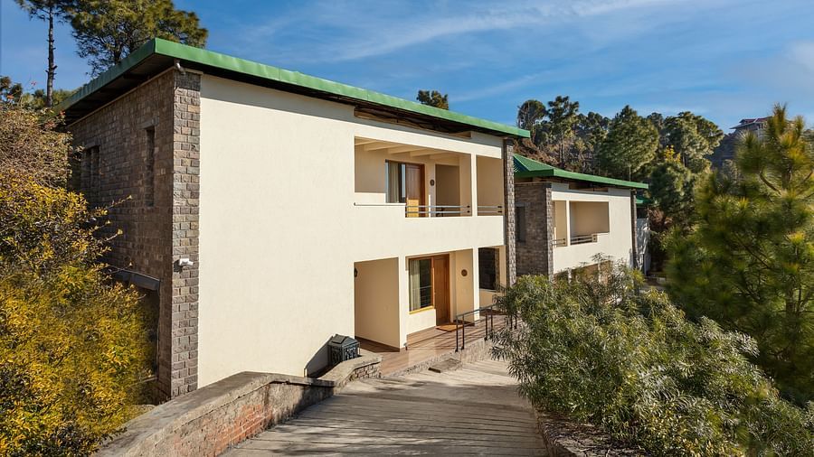 Suryavilas Luxury Resort and Spa 