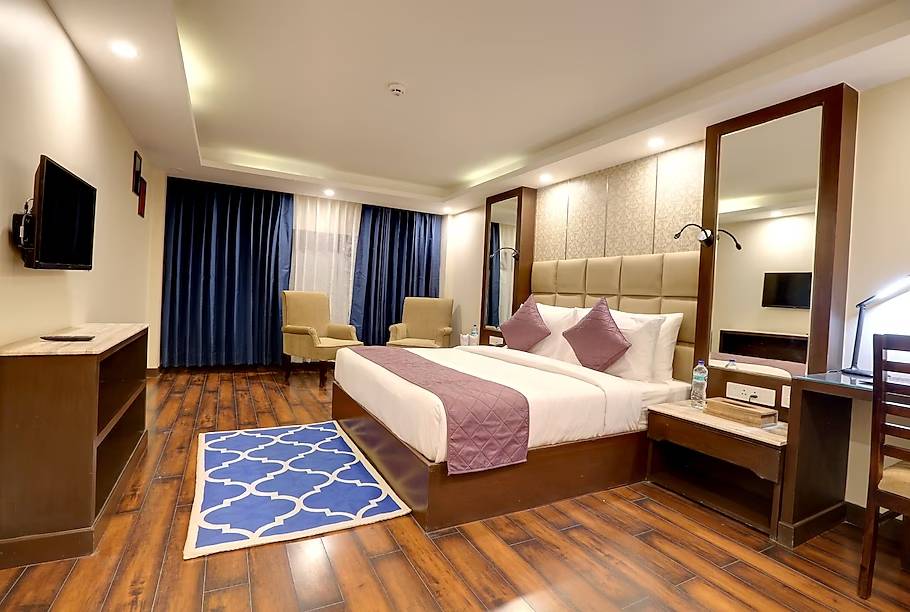 The Chinar Resort & Spa 