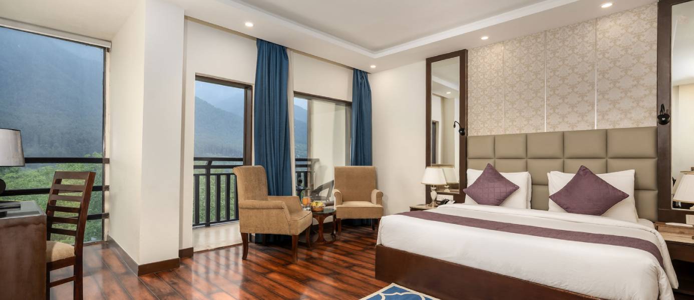 The Chinar Resort & Spa 