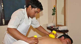  India