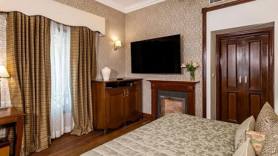 The Claridges Nabha Residence 