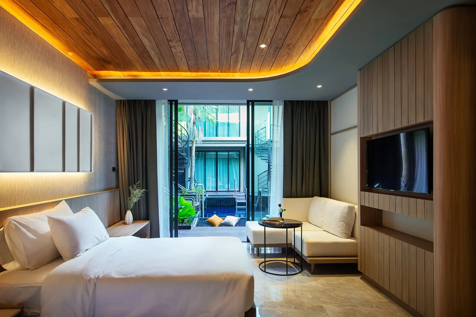 Phuket