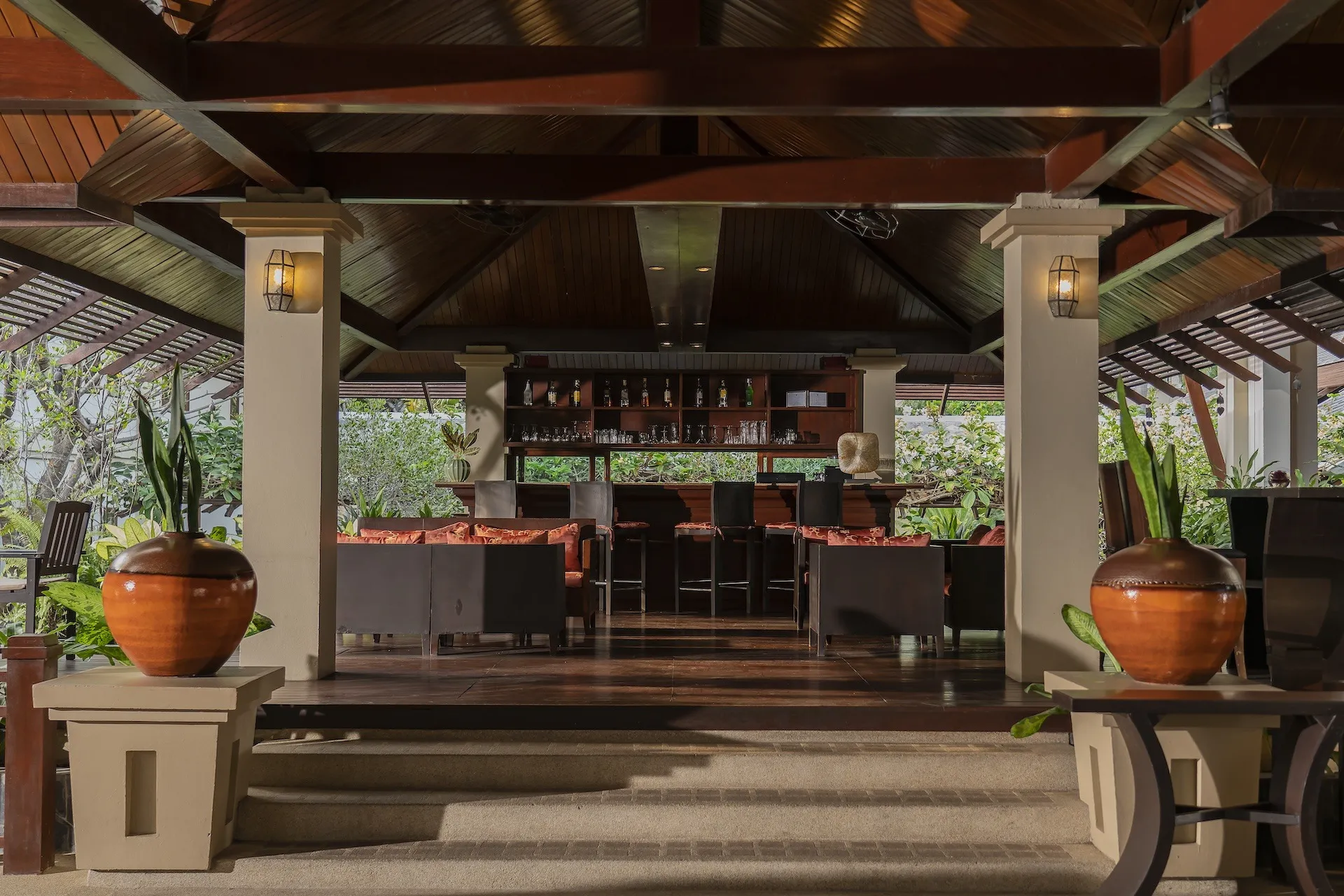 Ravindra Beach Resort & Spa 