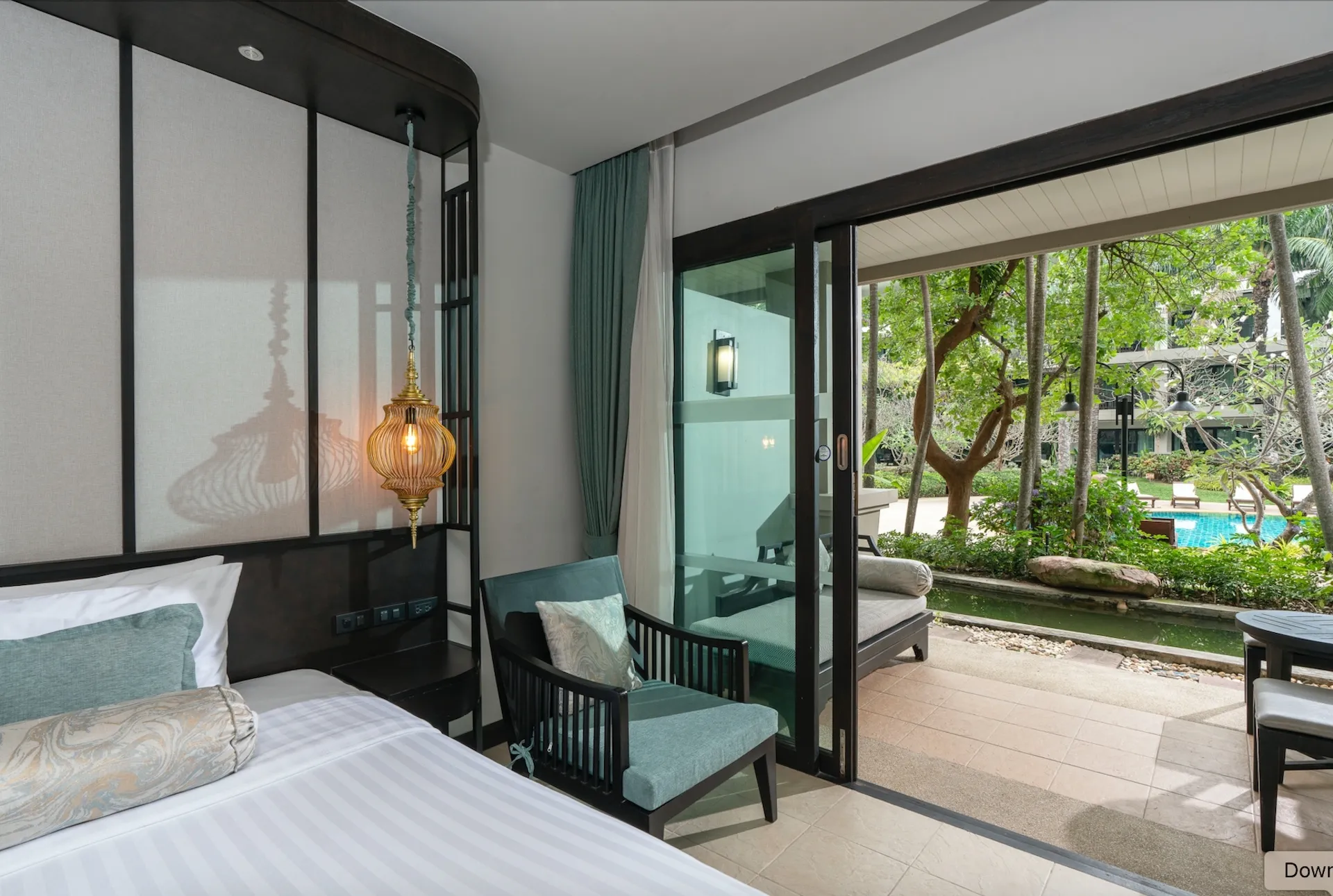 Ravindra Beach Resort & Spa 