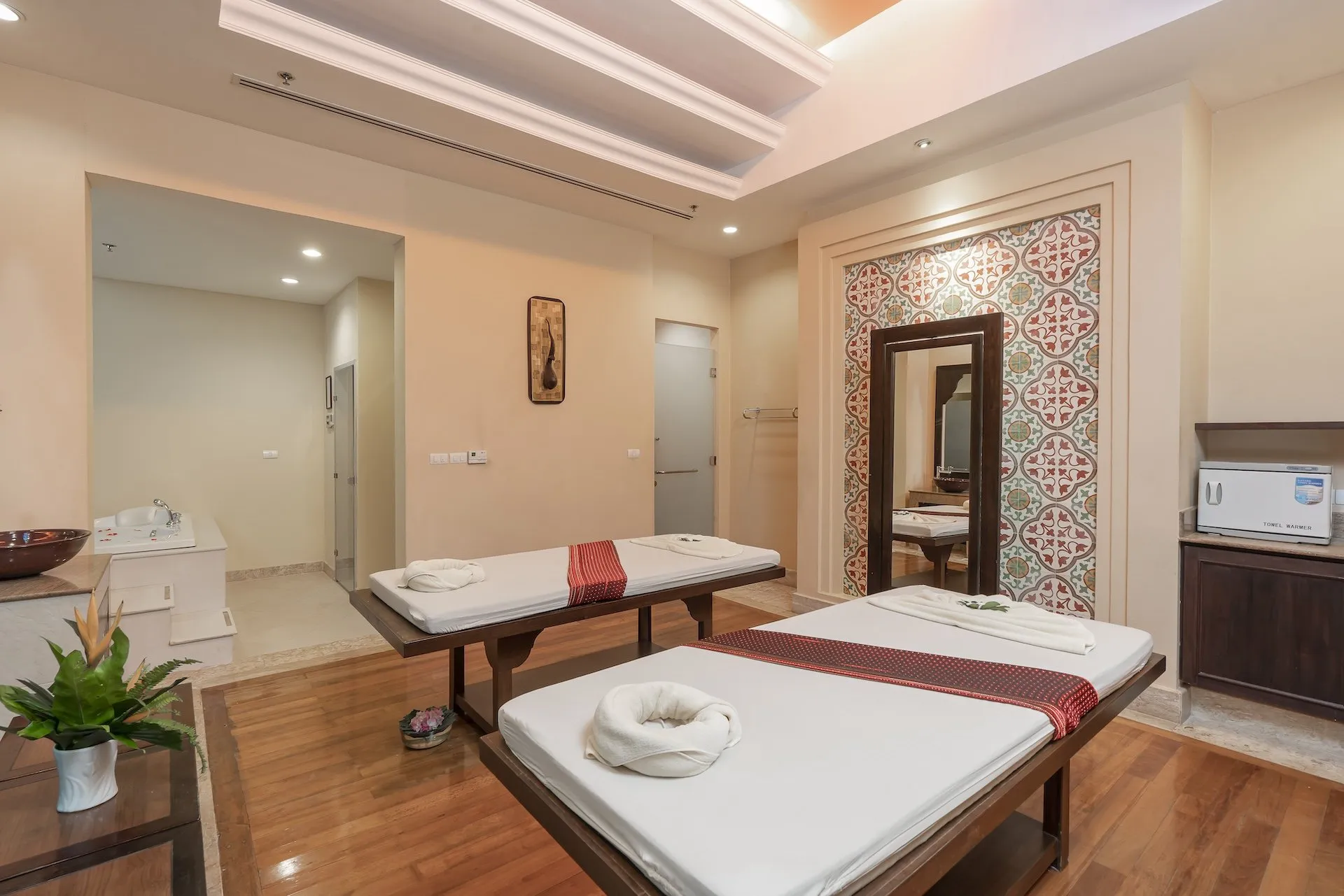 Ravindra Beach Resort & Spa Pattaya