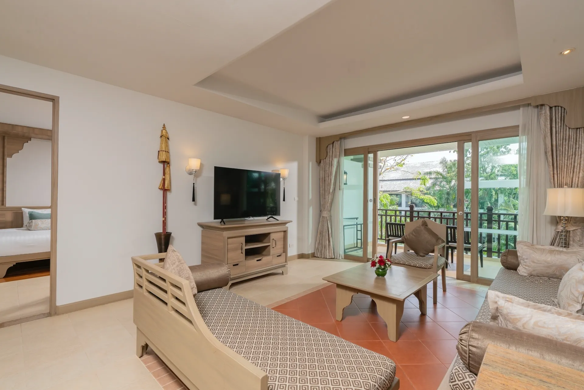 Ravindra Beach Resort & Spa Thailand