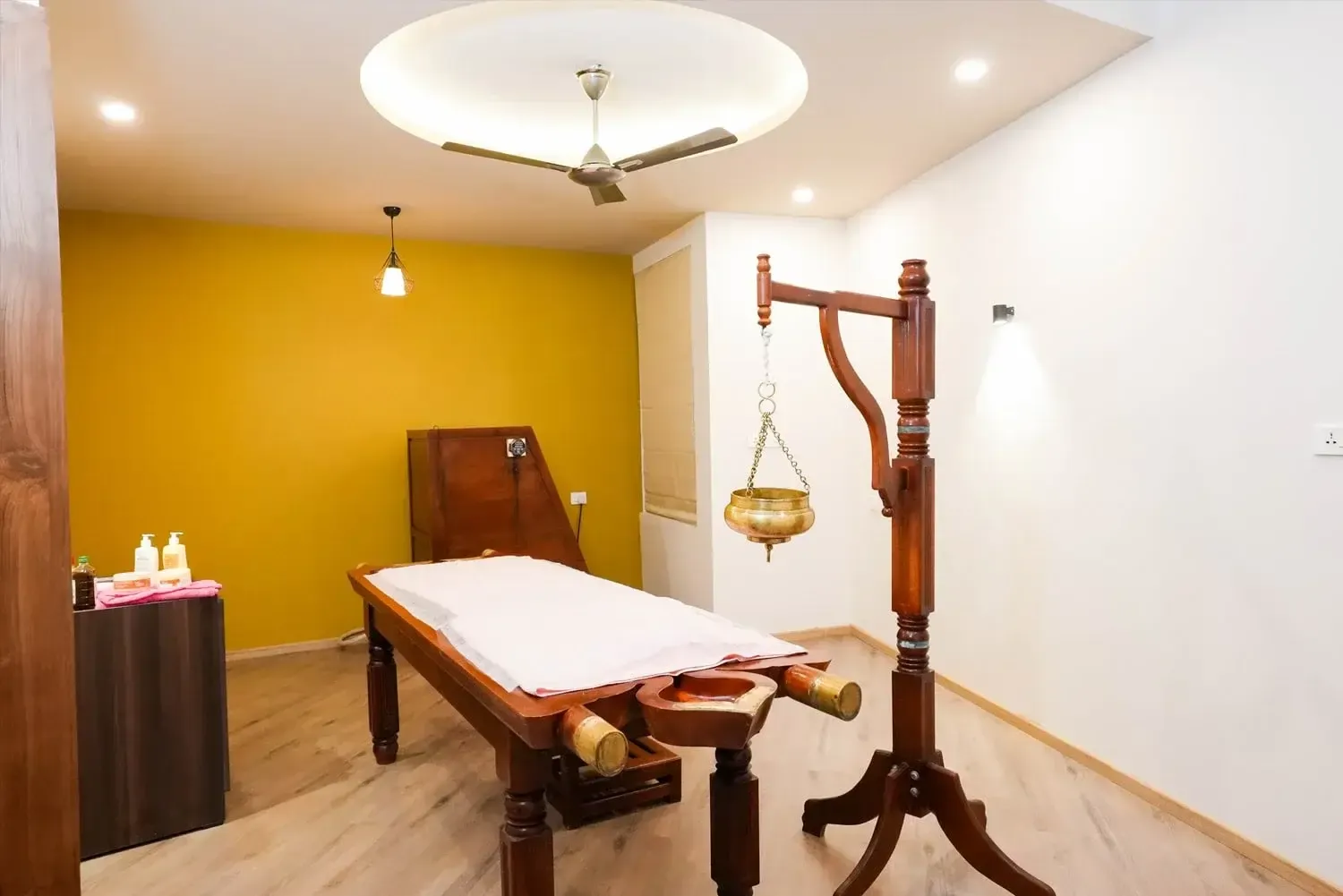Kuruva Island Resort and Spa 