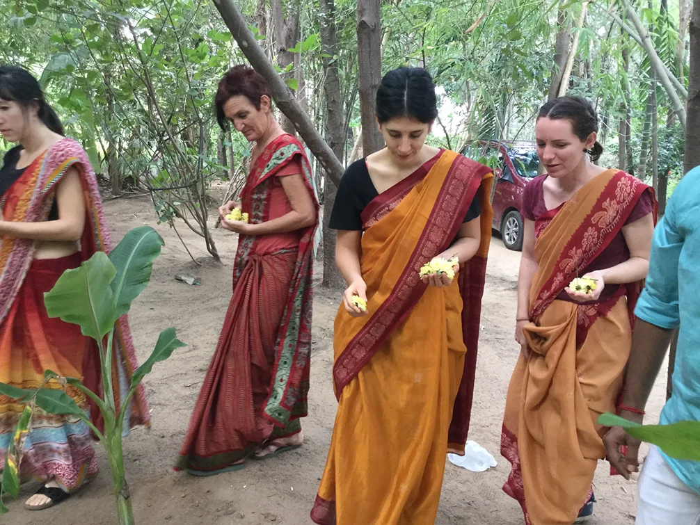  India