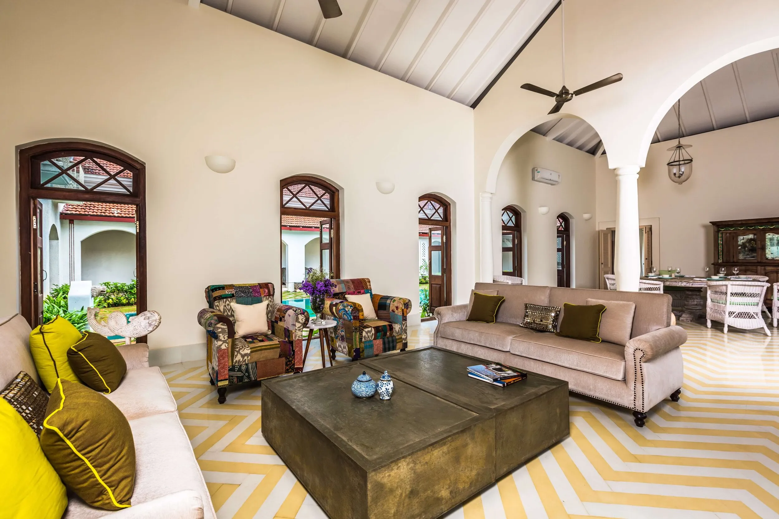  India