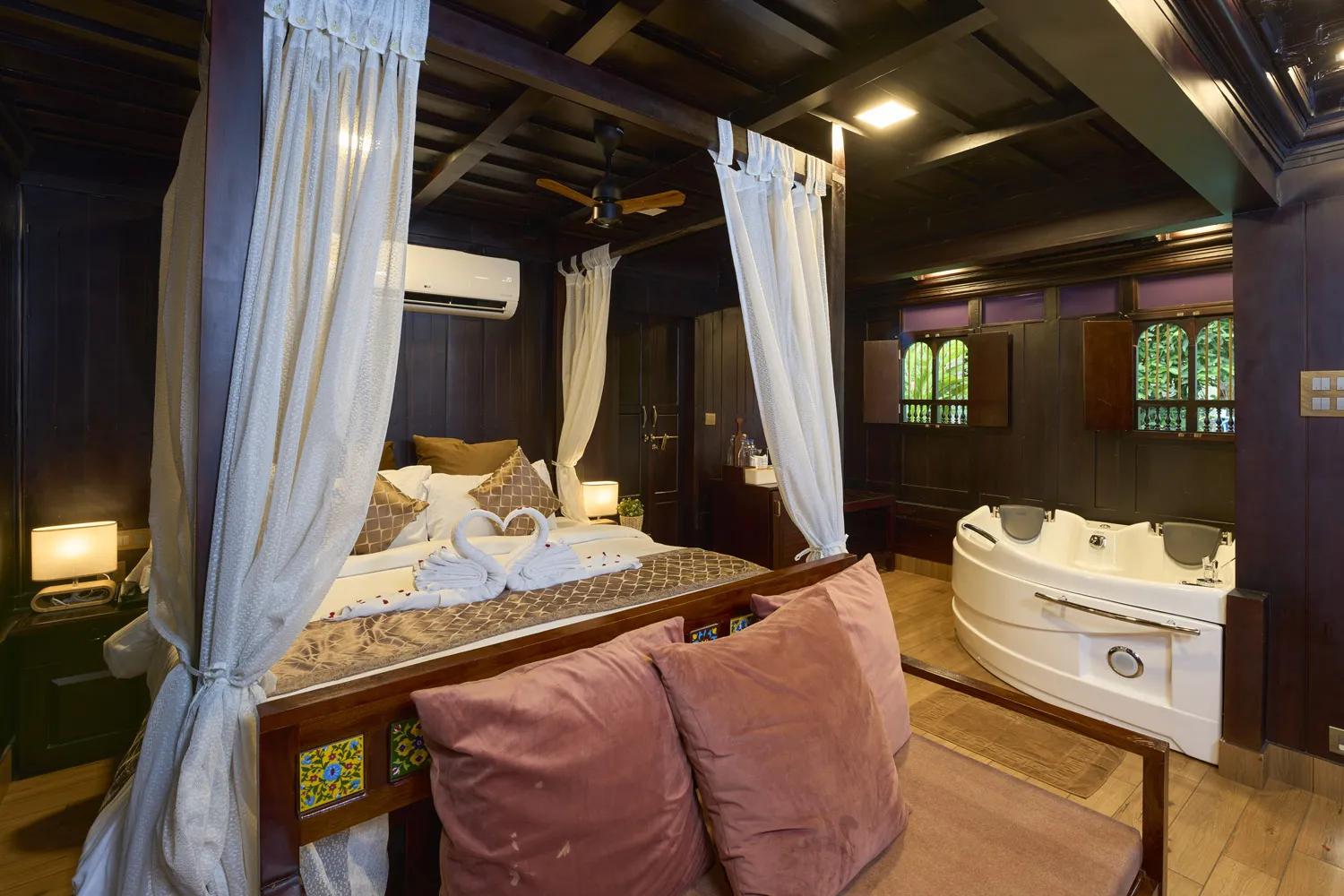 Maliekal Heritance Resort Kochi India