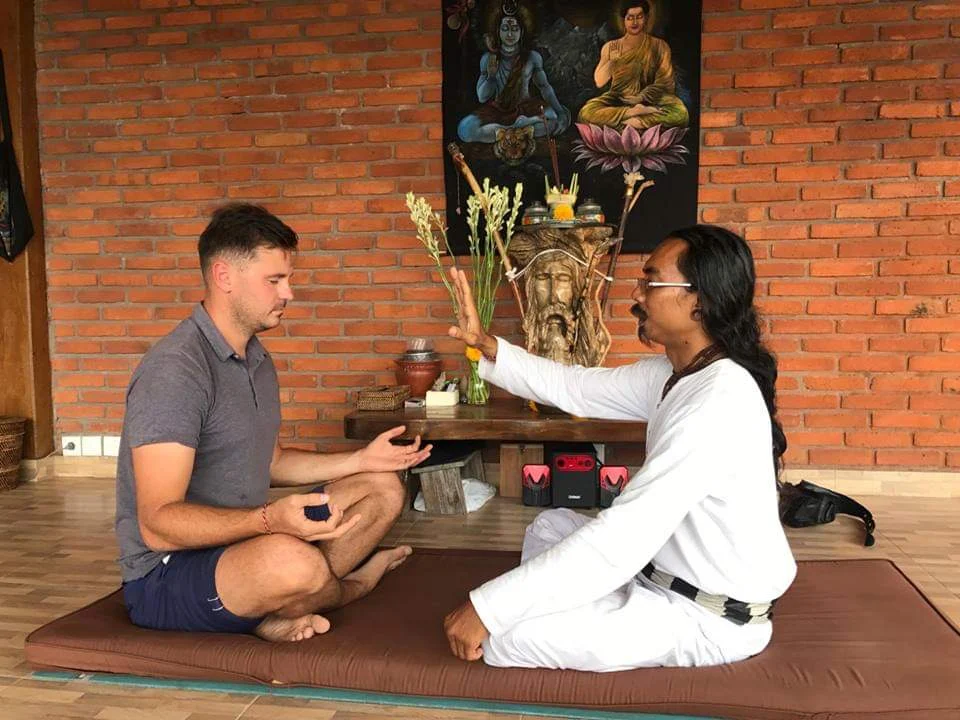  Gianyar