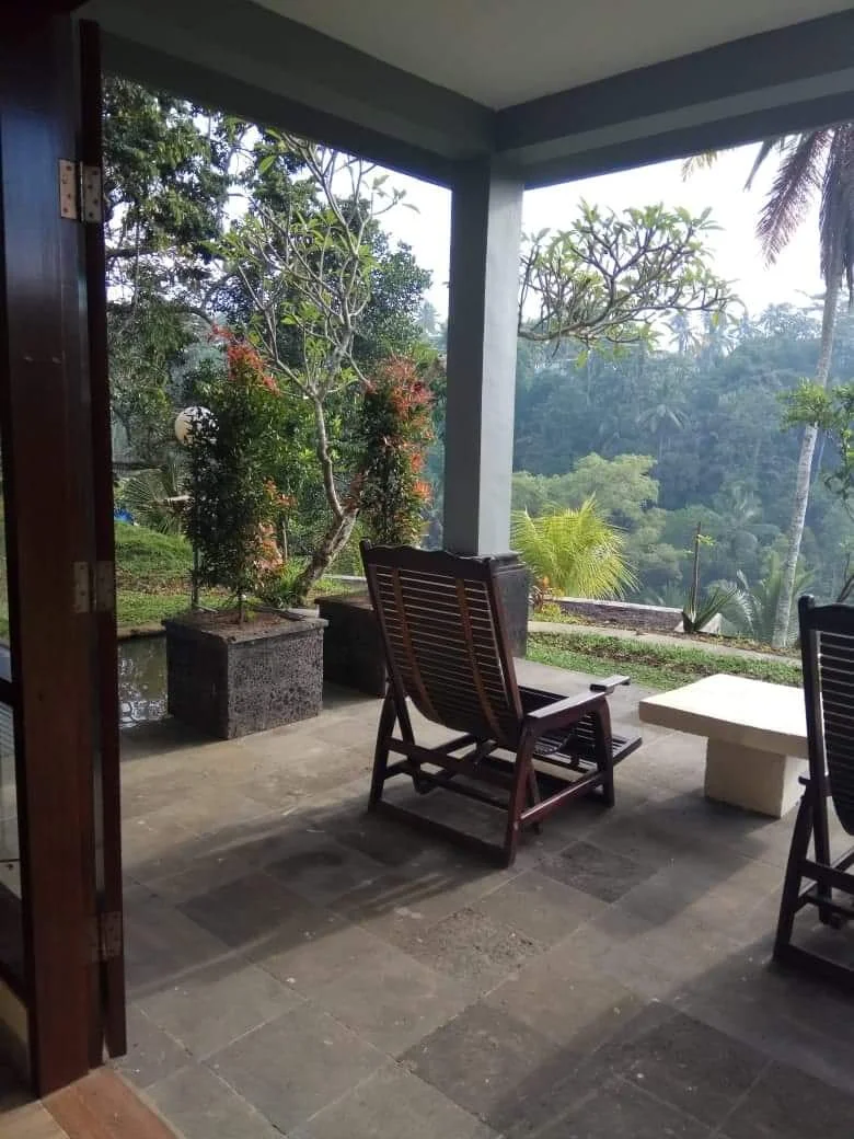  Gianyar