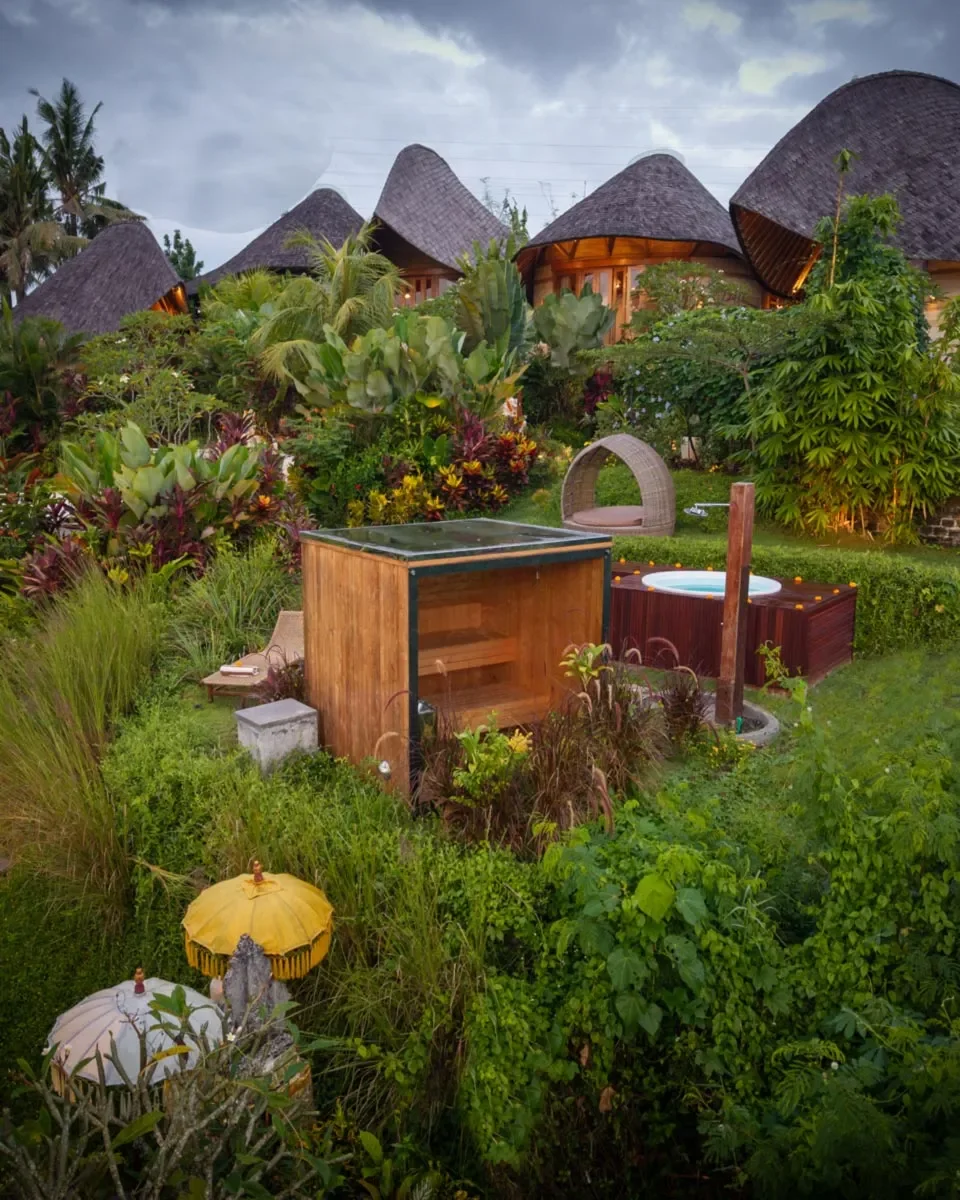  Gianyar