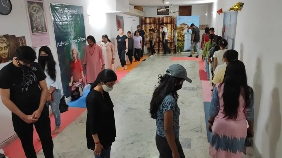 Adwait Yoga School Rishikesh 
