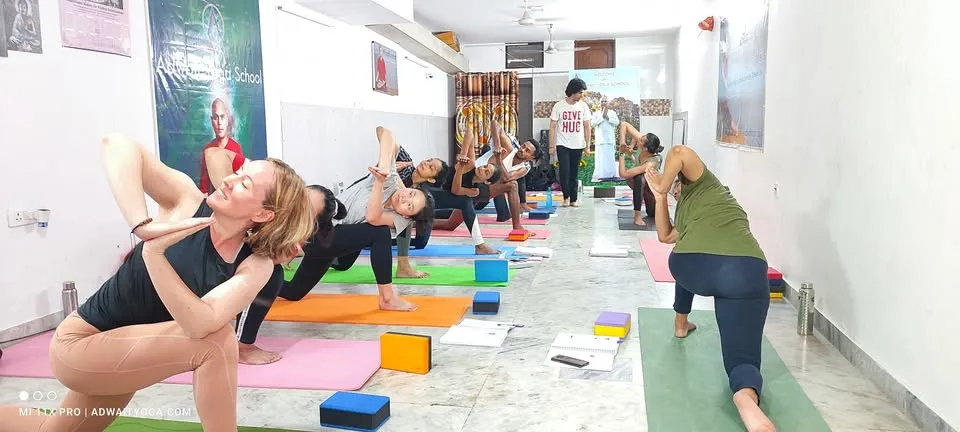 Adwait Yoga School Rishikesh India