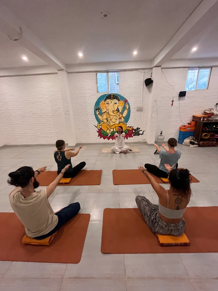 Moon Yoga Rishikesh 