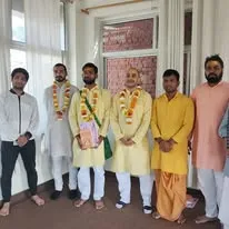  India