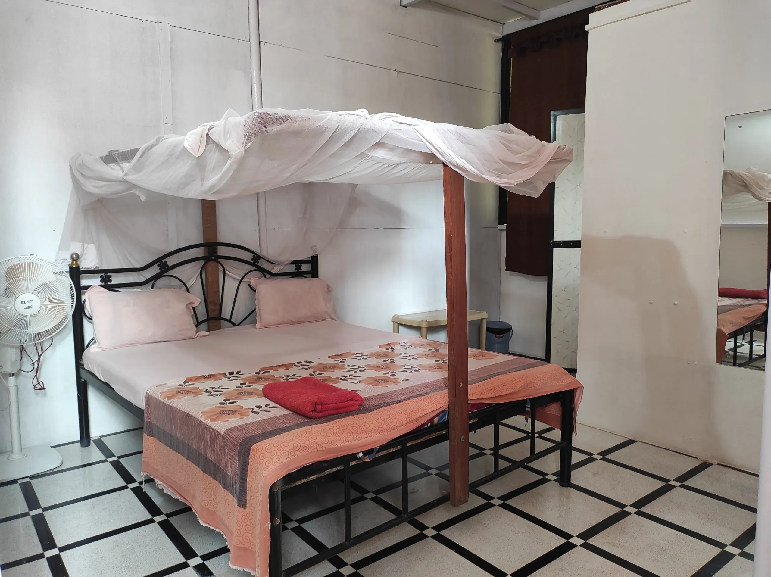 Mukta Kundalini Tantra Yoga Goa 