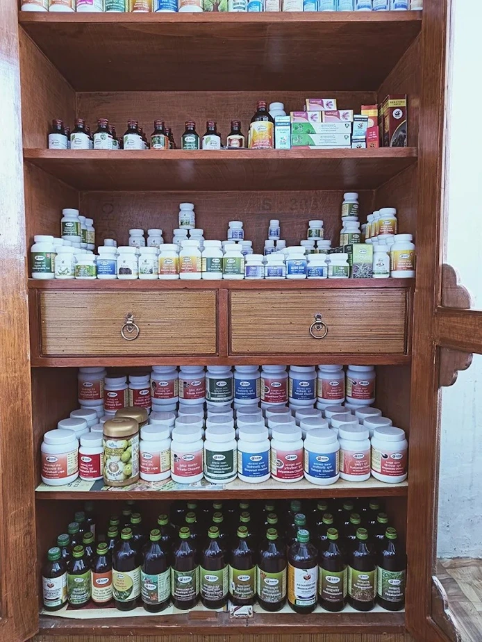 Raw Ayurveda Center - Indira Nagar India