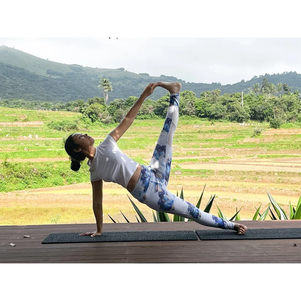 Nanda Siriwardne Hatha Yoga Institute Image