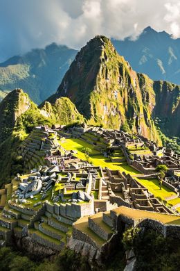 balancegurus_51353_machu_Picchu_vibrant_colours_natural_lightin_434f2a24-d0b9-4694-b2a1-a96a427889d2.jpg