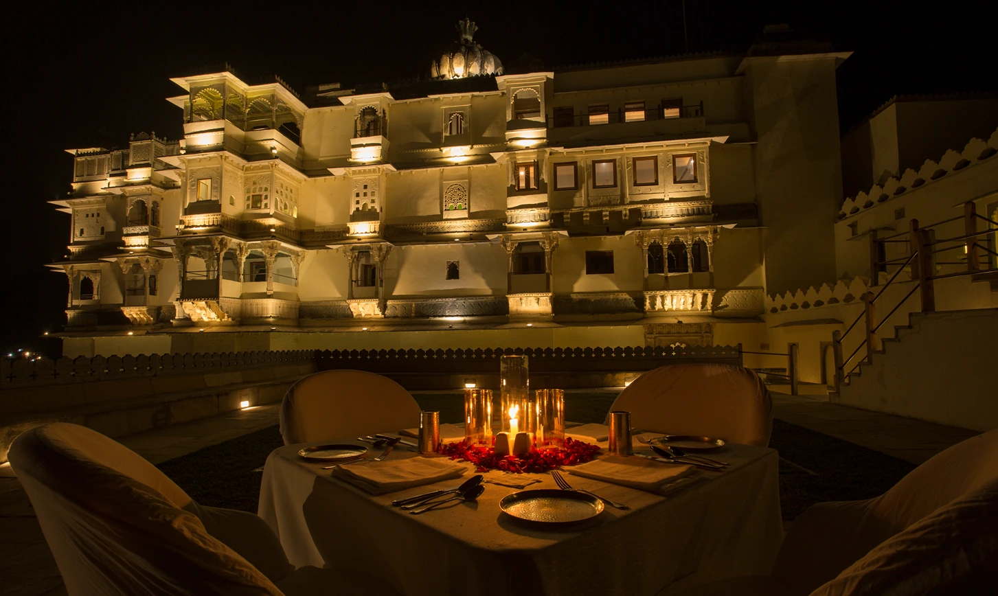5. roof top (private dining x palace view) - raas devigarh x ravi solanki1729163177.webp