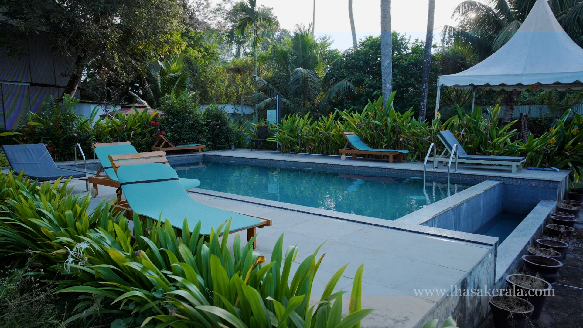 swimingpool1744877172.webp