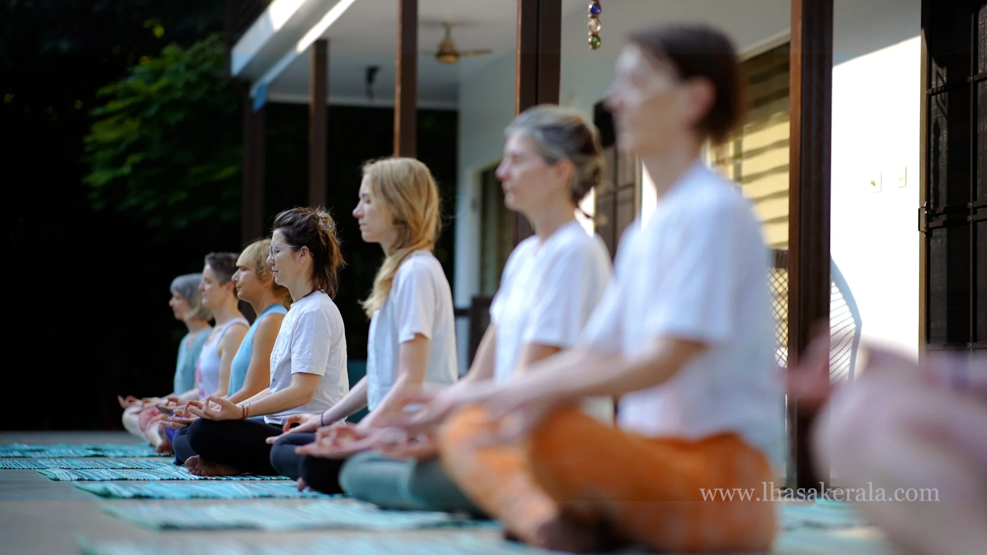 yoga1744877172.webp